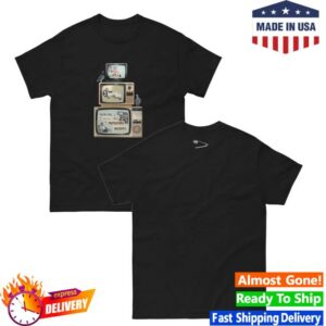 Earth To Eve Merch Store Threat Level Pigeon Classic T Shirt
